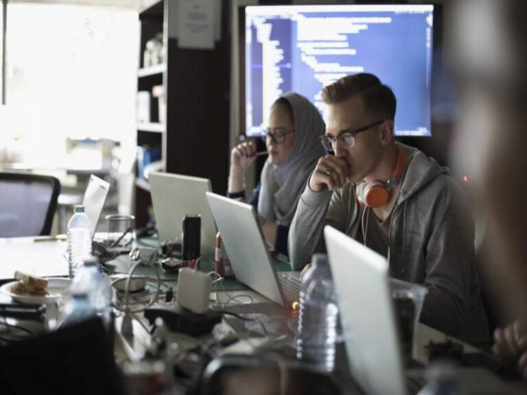 شغل های پر درآمد در کانادا بدون مدرک تحصیلی