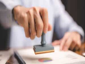 تمدید مجوز کار در کانادا