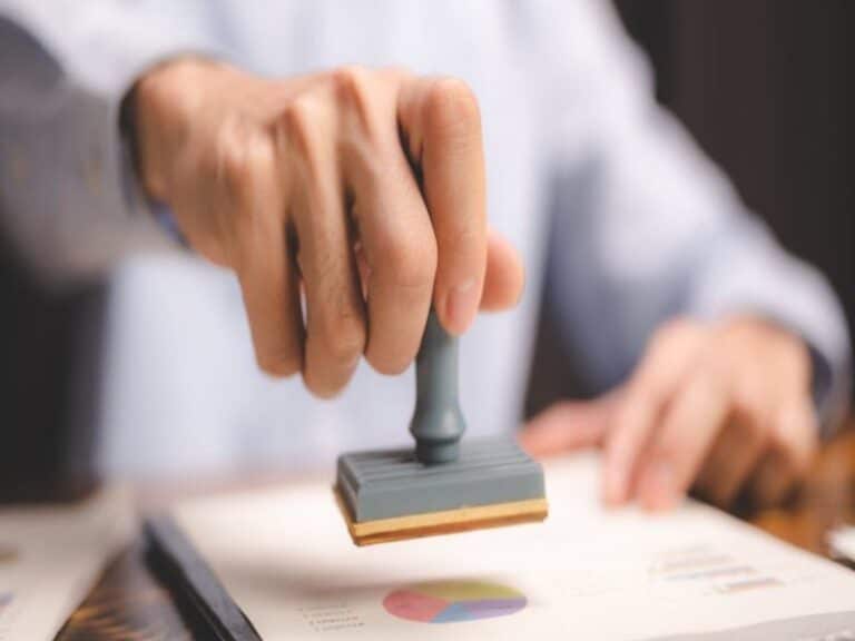 تمدید مجوز کار در کانادا