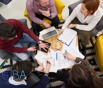 مزایا و معایب سرمایه گذاران انکوباتور کانادا